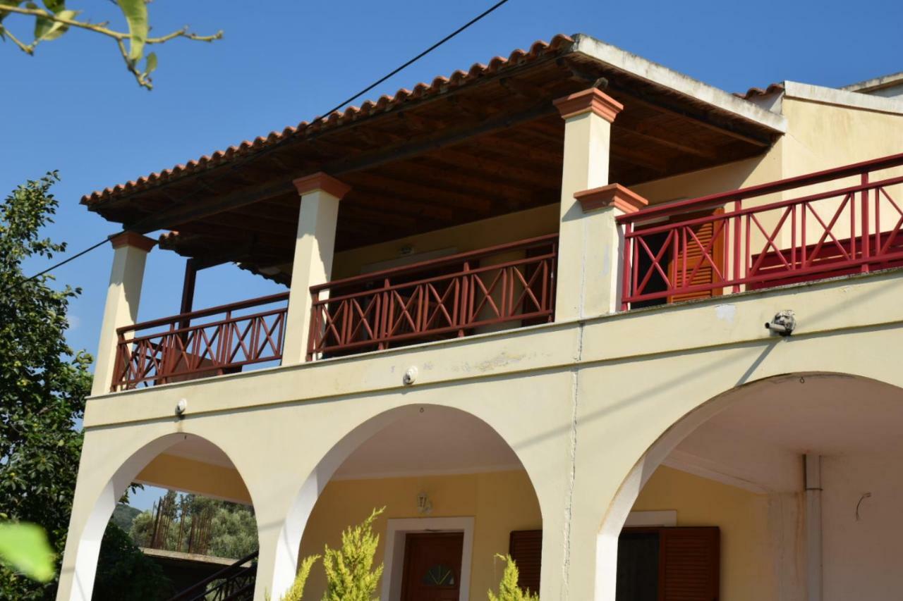 Areti'S Apartment Agios Georgios Pagon Exterior foto